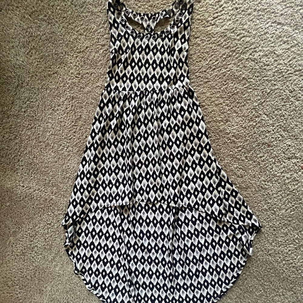 Millau Black & White Backless Dress🖤